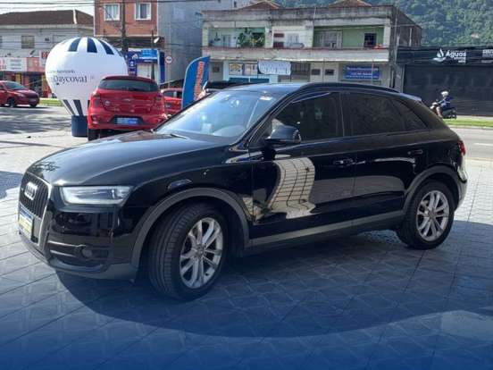 AUDI-Q3-2015