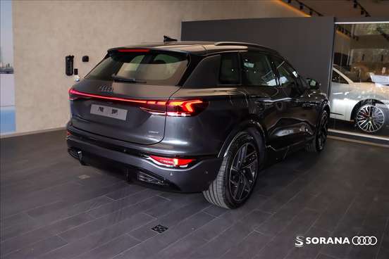 AUDI-Q6 E-TRON-2026