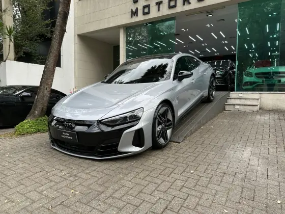 AUDI RS E-TRON GT ELÉTRICO QUATTRO AUDI RS E-TRON GT ELÉTRICO QUATTRO