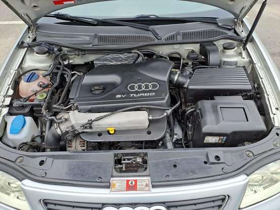 AUDI-A3-2004