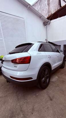 AUDI-Q3-2017