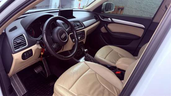 AUDI-Q3-2017