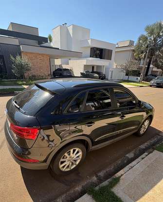 AUDI-Q3-2017