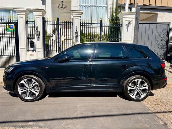 AUDI-Q7-3.0 55 TFSI GASOLINA PERFORMANCE BLACK QUATTRO TIPTRONIC AUDI-Q7-2023