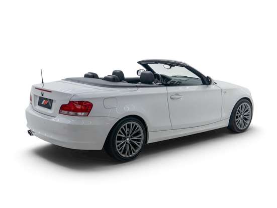 BMW-120i-2009