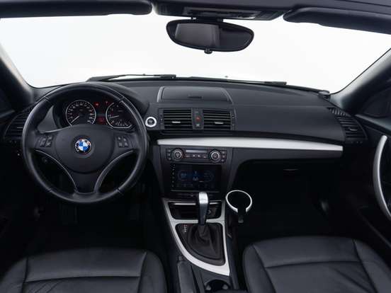 BMW-120i-2009