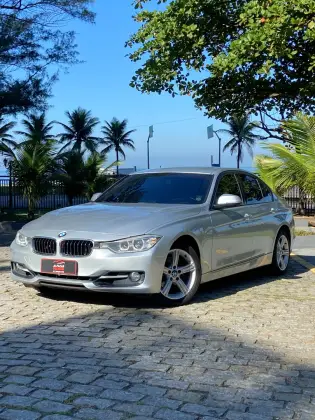 BMW 320i 2.0 16V TURBO ACTIVE FLEX 4P AUTOMÁTICO BMW 320i 2.0 16V TURBO ACTIVE FLEX 4P AUTOMÁTICO