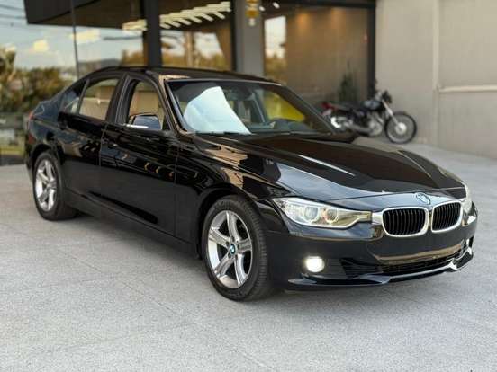BMW-320i-2014