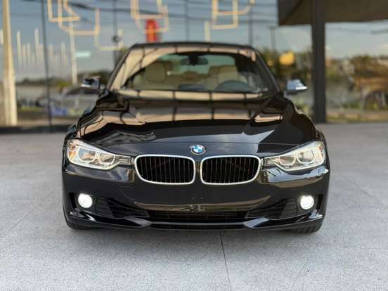 BMW-320i-2014