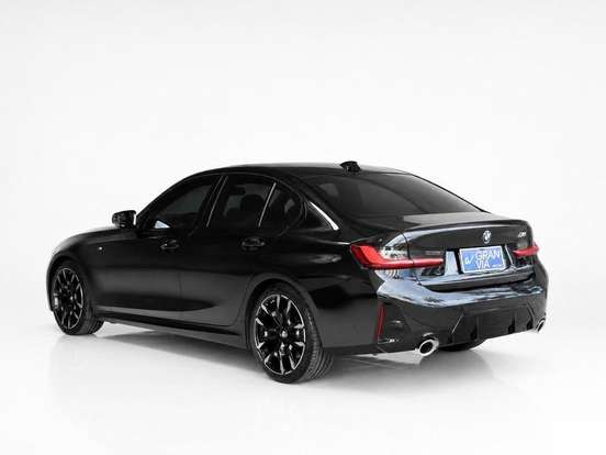 BMW-320i-2025