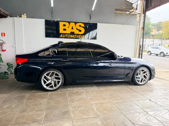 BMW-530i-2017
