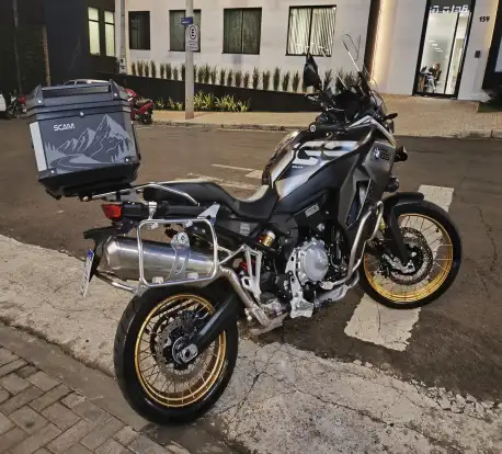 BMW-F 850 GS ADVENTURE PREMIUM-2024