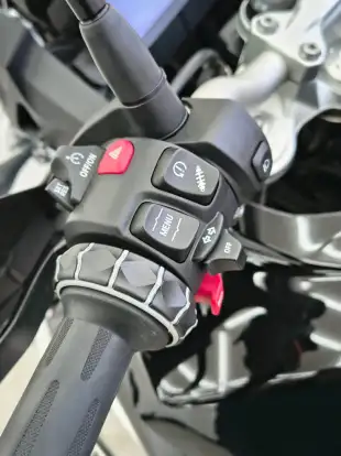 BMW-F 900 GS ADVENTURE-2024
