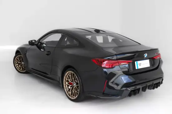 BMW-M4-2024