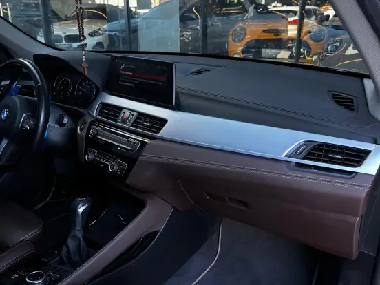 BMW-X1-2.0 16V TURBO ACTIVEFLEX SDRIVE20I X-LINE 4P AUTOMÁTICO BMW-X1-2022