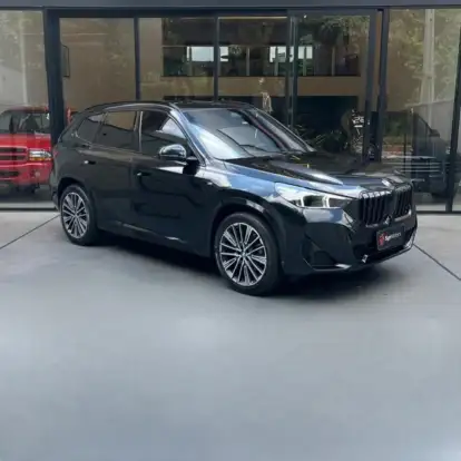 BMW-X1-2024