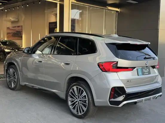 BMW-X1-2025