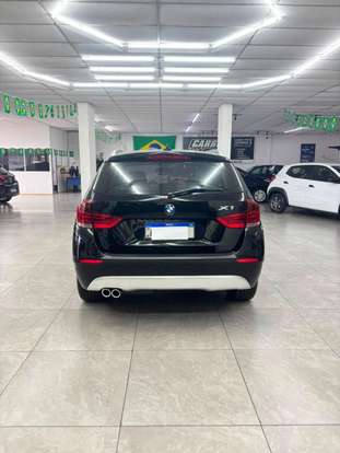 BMW-X1-2012