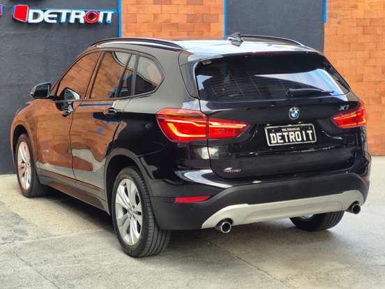 BMW-X1-2016