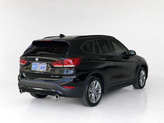 BMW-X1-2.0 16V TURBO ACTIVEFLEX SDRIVE20I X-LINE 4P AUTOMÁTICO BMW-X1-2021