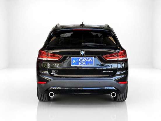 BMW-X1-2.0 16V TURBO ACTIVEFLEX SDRIVE20I X-LINE 4P AUTOMÁTICO BMW-X1-2021