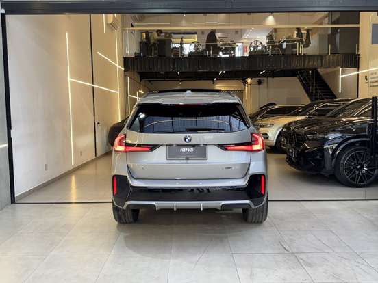 BMW-X1-2024