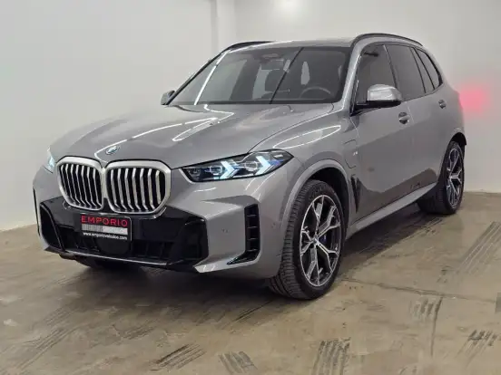 BMW-X5-2024