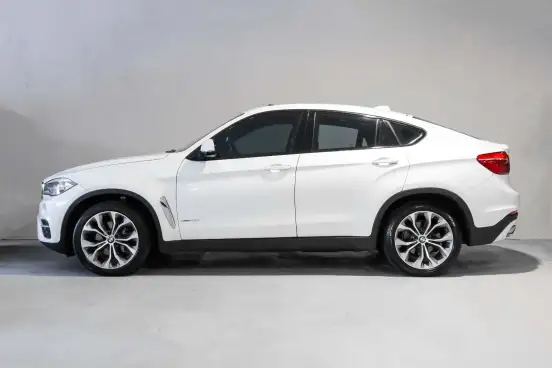 BMW-X6-2017