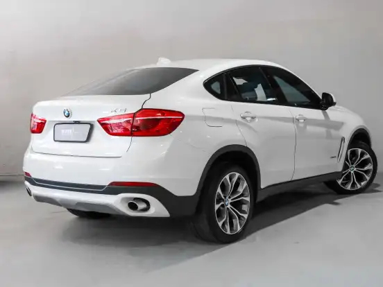 BMW-X6-3.0 35I 4X4 COUPÉ 6 CILINDROS 24V GASOLINA 4P AUTOMÁTICO BMW-X6-2017