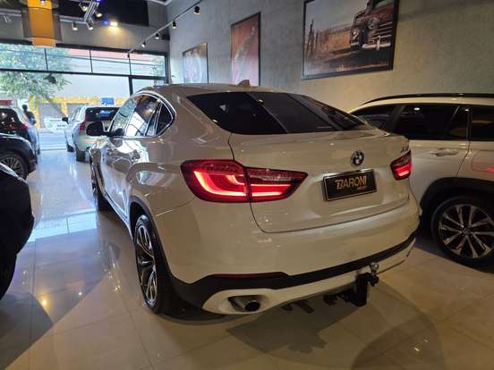 BMW-X6-2016