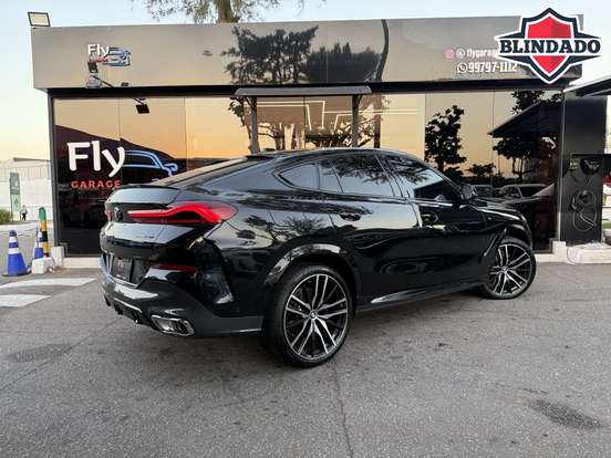 BMW-X6-2024