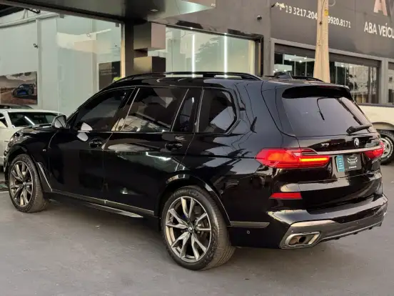 BMW-X7-2019