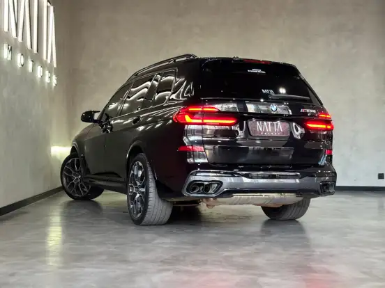 BMW-X7-4.4 V8 GASOLINA M60i STEPTRONIC BMW-X7-2024