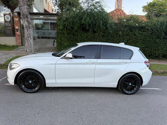 BMW-118i-1.6 16V TURBO GASOLINA 4P AUTOMÁTICO BMW-118i-2013