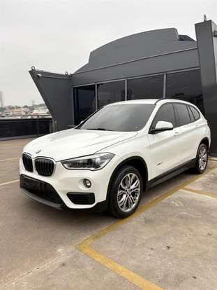BMW-X1-2018