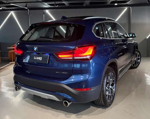 BMW-X1-2021