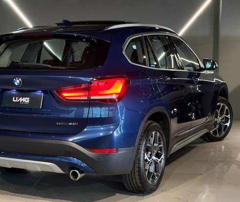 BMW-X1-2021
