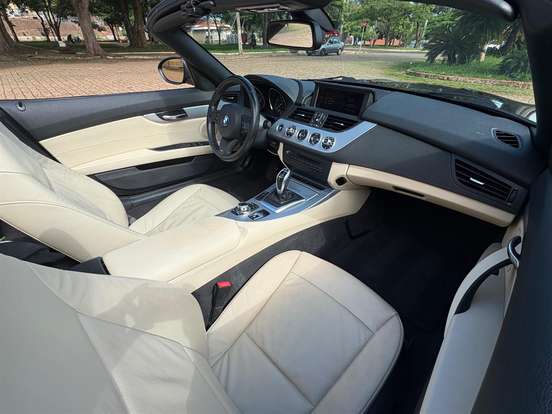 BMW-Z4-2013