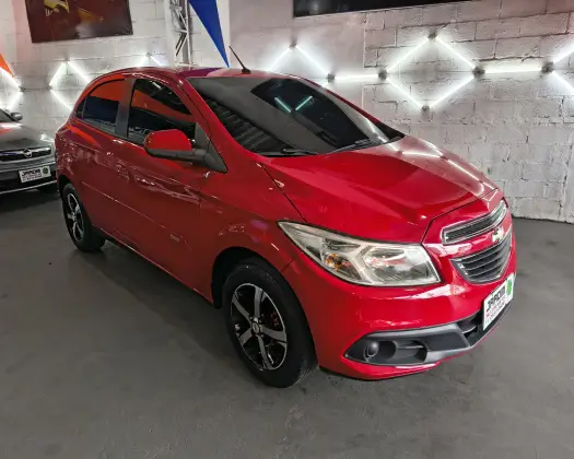 CHEVROLET ONIX 1.4 MPFI LT 8V FLEX 4P AUTOMÁTICO CHEVROLET ONIX 1.4 MPFI LT 8V FLEX 4P AUTOMÁTICO