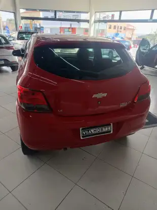CHEVROLET-ONIX-2016