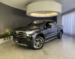 CHEVROLET SILVERADO 5.3 V8 GASOLINA 1500 HIGH COUNTRY 4X4 AUTOMÁTICO CHEVROLET SILVERADO 5.3 V8 GASOLINA 1500 HIGH COUNTRY 4X4 AUTOMÁTICO