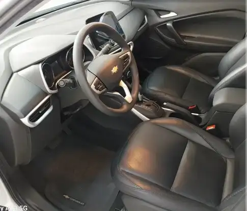 CHEVROLET-TRACKER-2021