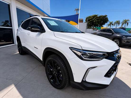 CHEVROLET-TRACKER-2023