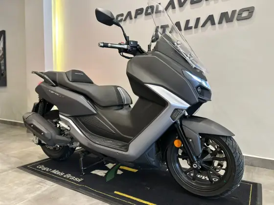 DAFRA MAXSYM 400 GT 