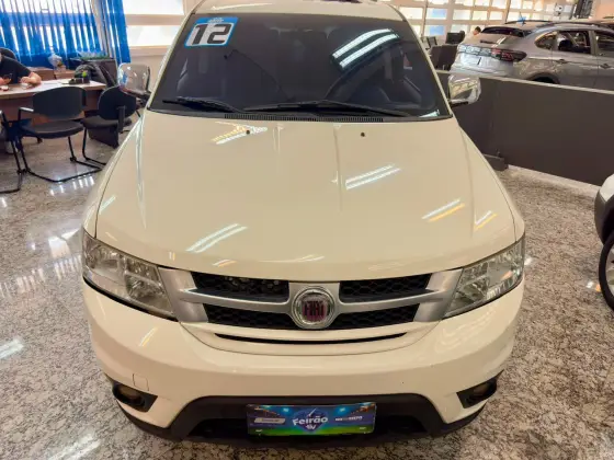 FIAT FREEMONT 2.4 PRECISION 16V GASOLINA 4P AUTOMÁTICO