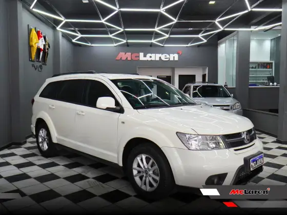 FIAT FREEMONT 2.4 PRECISION 16V GASOLINA 4P AUTOMÁTICO