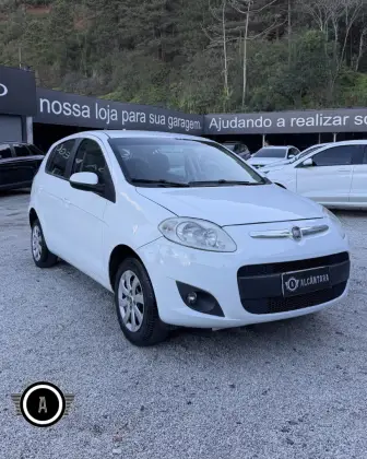 FIAT PALIO 1.4 MPI ATTRACTIVE 8V FLEX 4P MANUAL FIAT PALIO 1.4 MPI ATTRACTIVE 8V FLEX 4P MANUAL