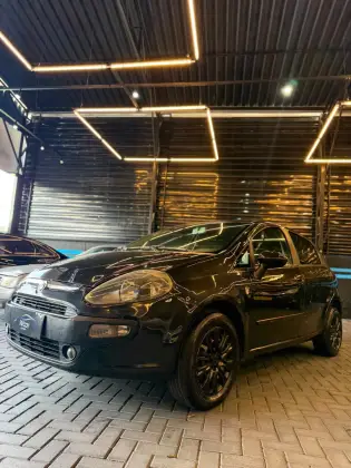 FIAT PUNTO 1.4 ATTRACTIVE 8V FLEX 4P MANUAL FIAT PUNTO 1.4 ATTRACTIVE 8V FLEX 4P MANUAL