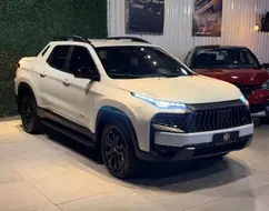 FIAT TORO 1.3 TURBO 270 FLEX ULTRA AT6 FIAT TORO 1.3 TURBO 270 FLEX ULTRA AT6