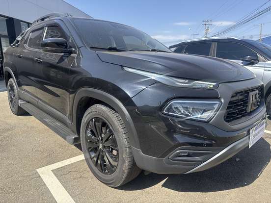 FIAT-TORO-2023